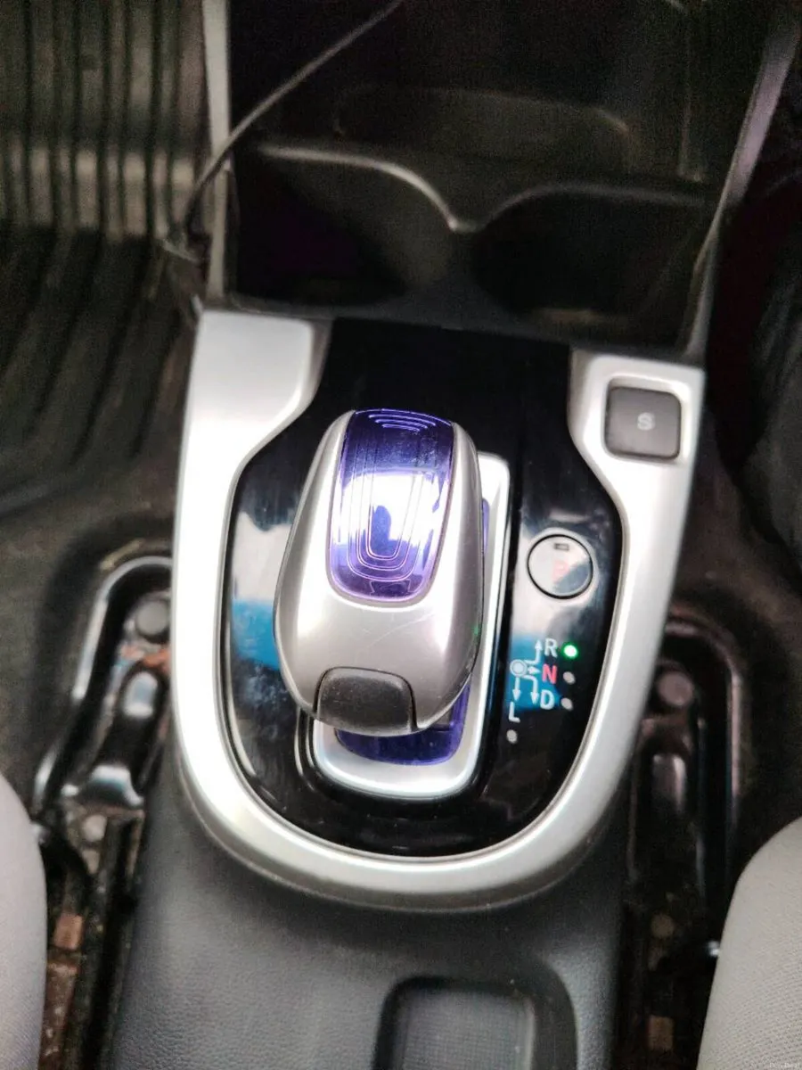 Honda fit hybird - Image 5
