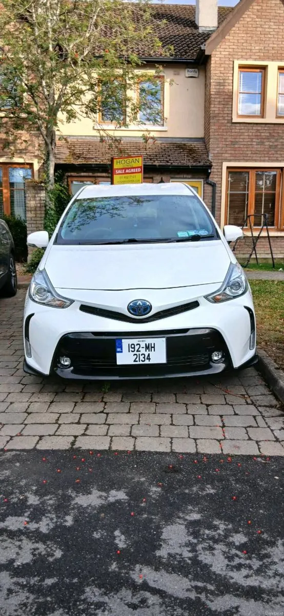 Toyota Prius Alpha 7seater 58k Kms - Image 2