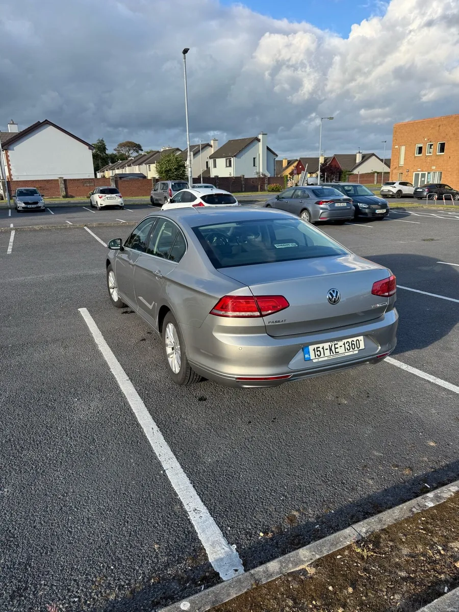 Car - Image 4