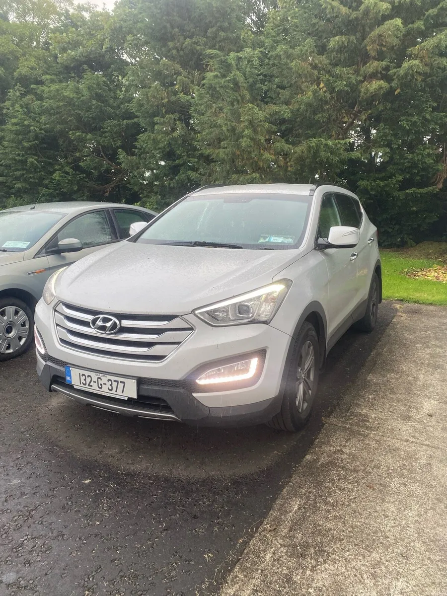 Hyundai Santa Fe - Image 1
