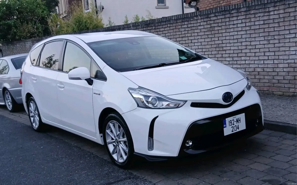 Toyota Prius Alpha 7seater 58k Kms - Image 1