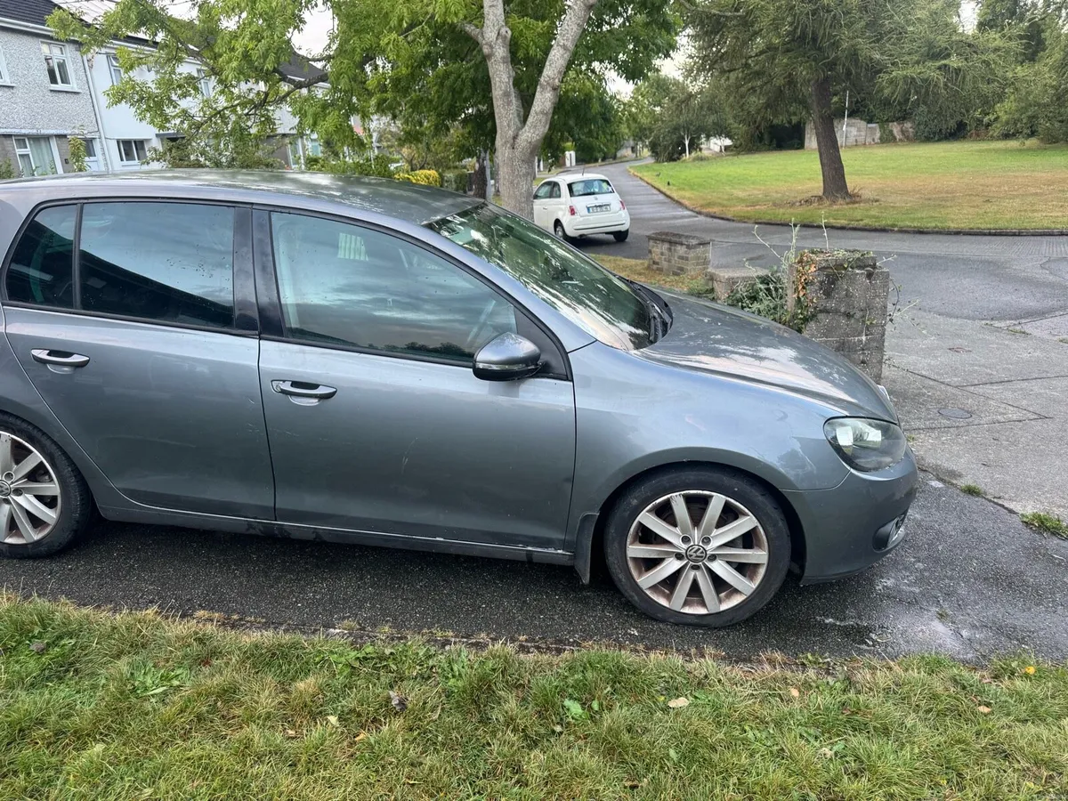 2010 Volkswagen Golf 2.0 TDI - Image 6