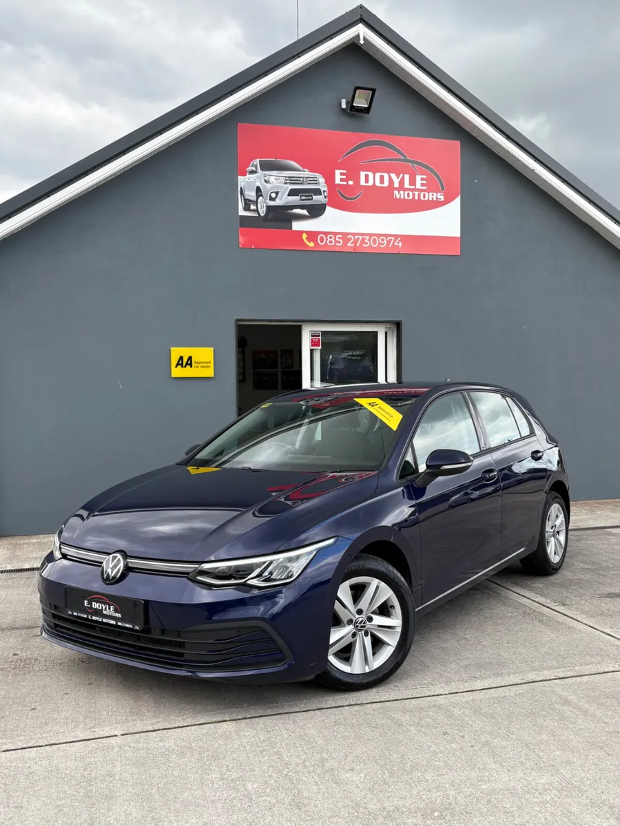 2024 Volkswagen Golf 2.0 Auto - Image 2