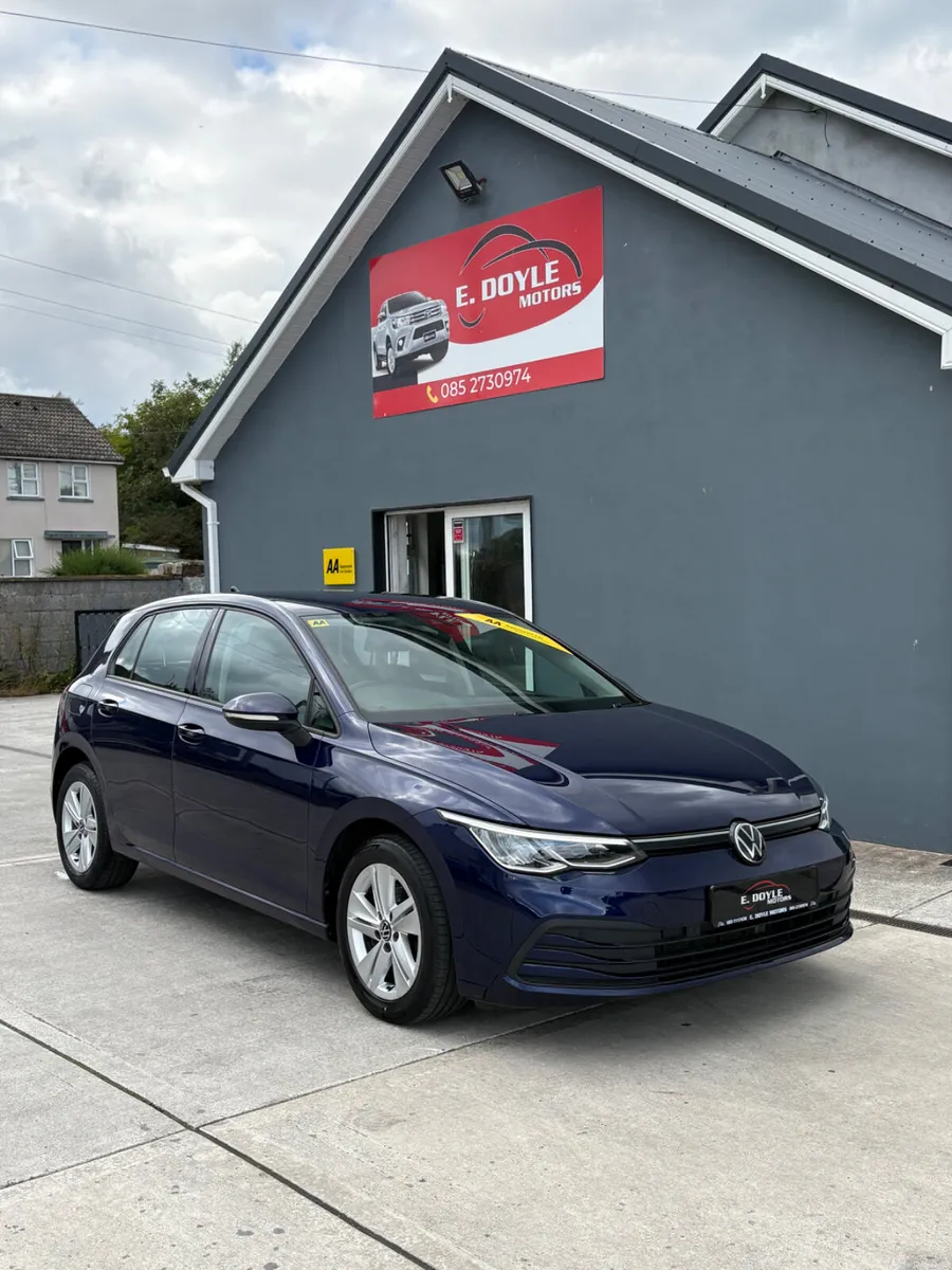 2024 Volkswagen Golf 2.0 Auto - Image 3