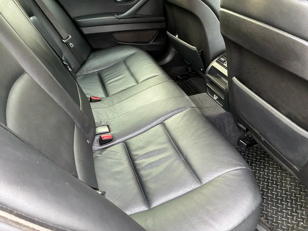 BMW 520d 2010 Automatic - Image 6