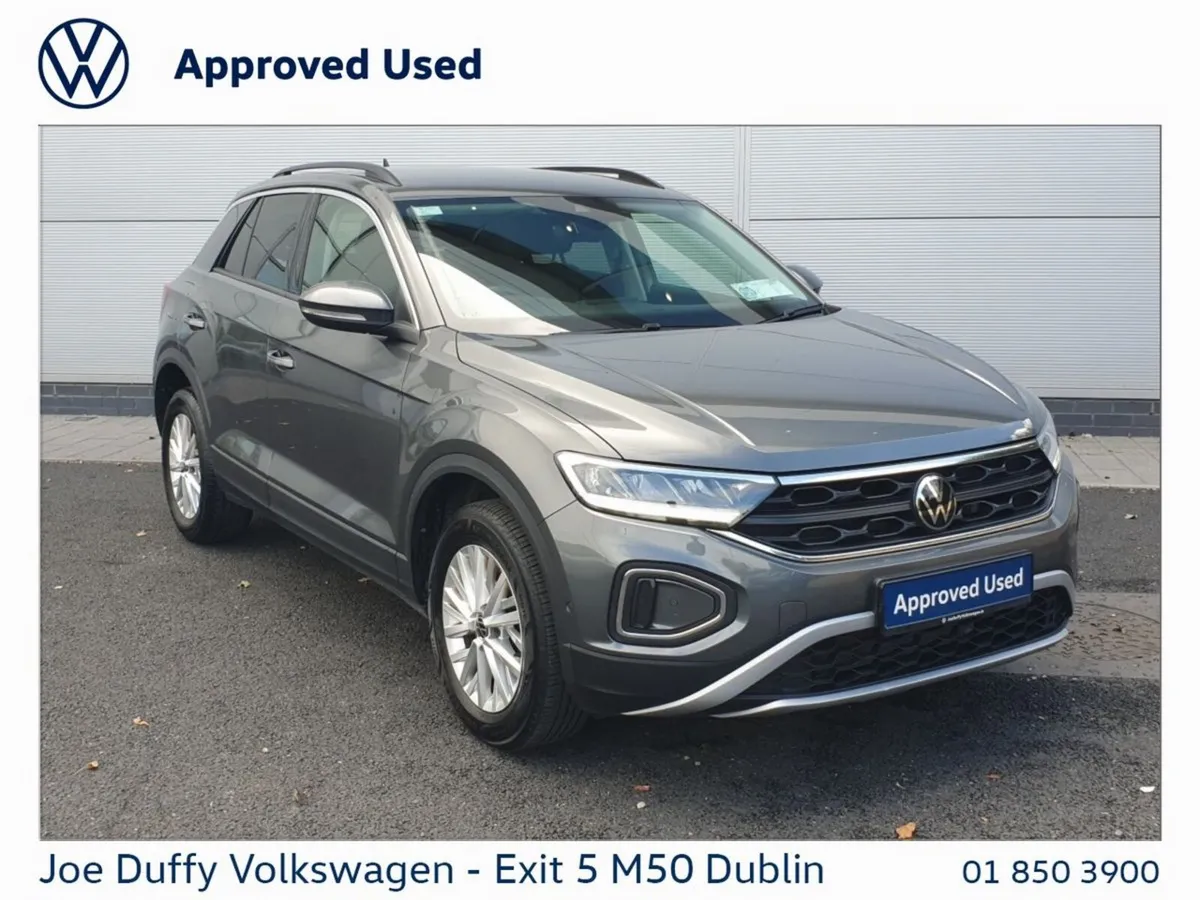 Volkswagen T-Roc LIFE 1.0 TSI 110HP MANUAL - Image 1