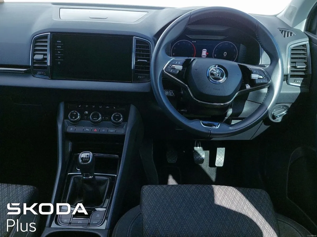 Skoda Karoq STYLE 2.0TDI 115HP 5DR - Image 2