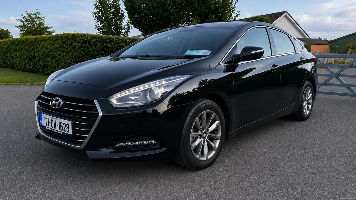 2016 Hyundai i40 Executive - Image 1