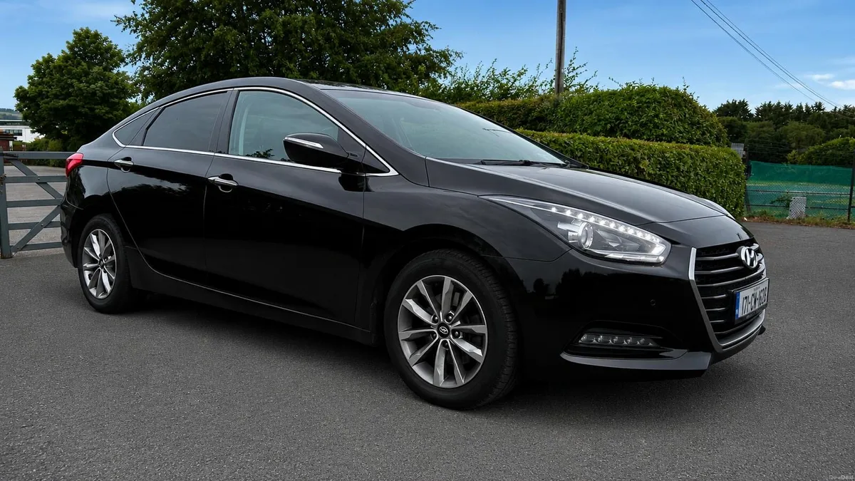 2016 Hyundai i40 Executive - Image 3