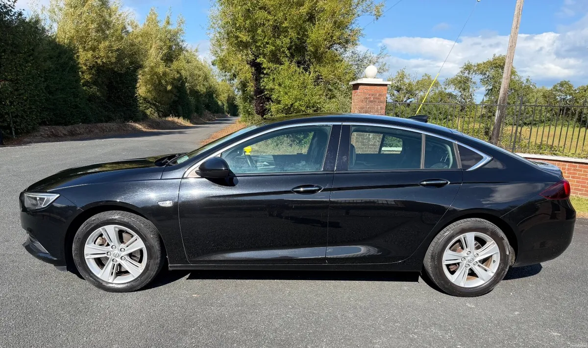 Opel Insignia Taxed & Tested - Image 5