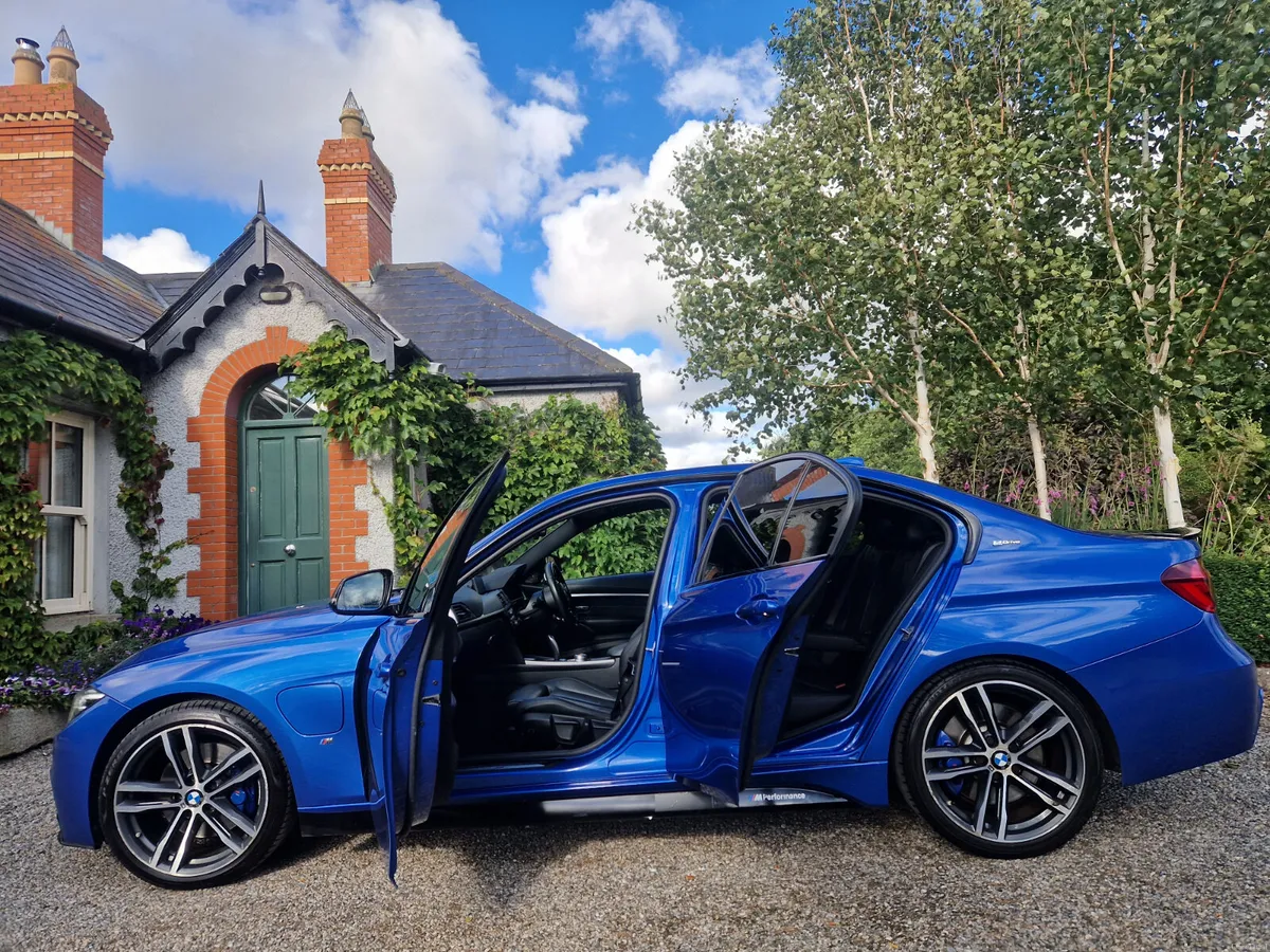 BMW 330e M-SPORT SHADOW EDITION , 2 YEAR WARRANTY - Image 5