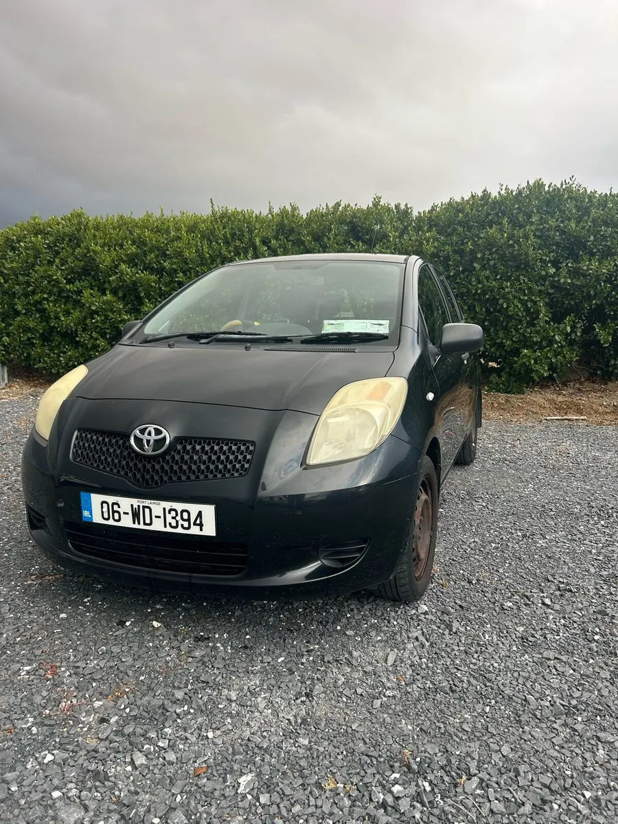2006 Toyota Yaris - Image 2
