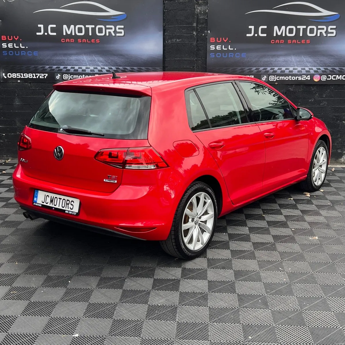 2015 VW Golf Highline 1.4 Automatic - Image 6