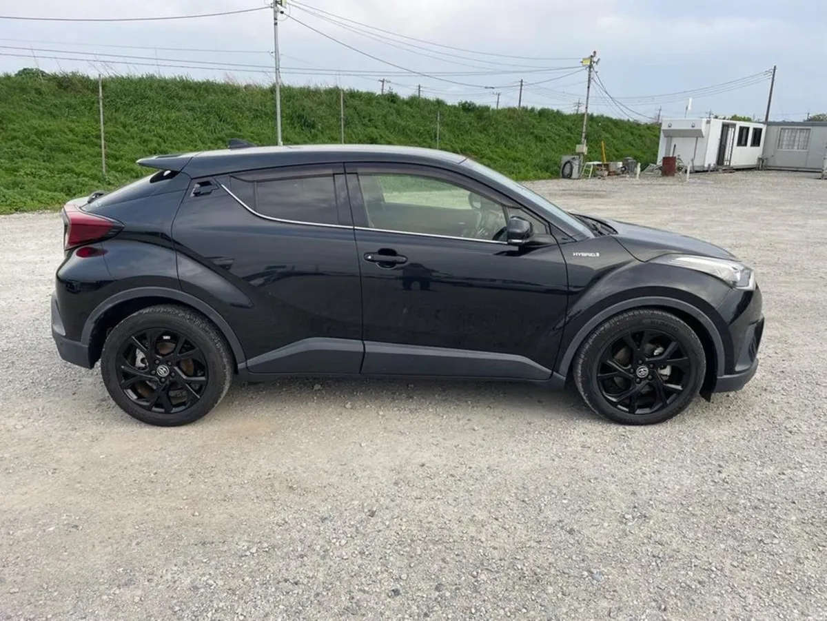 Toyota C-HR G Mode Nero - Image 3