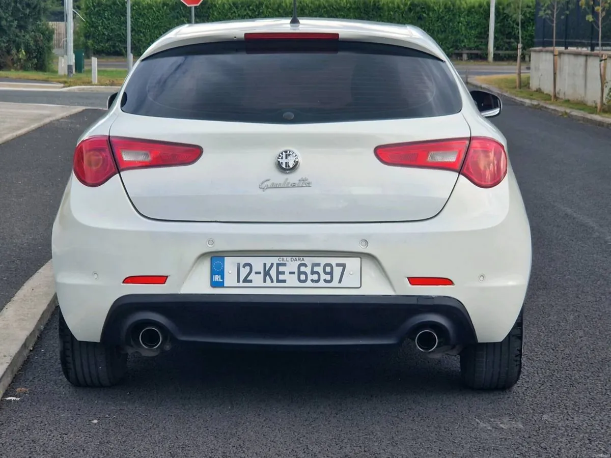 Alfa Romeo Giulietta 2.0 Automatic Diesel - Image 4
