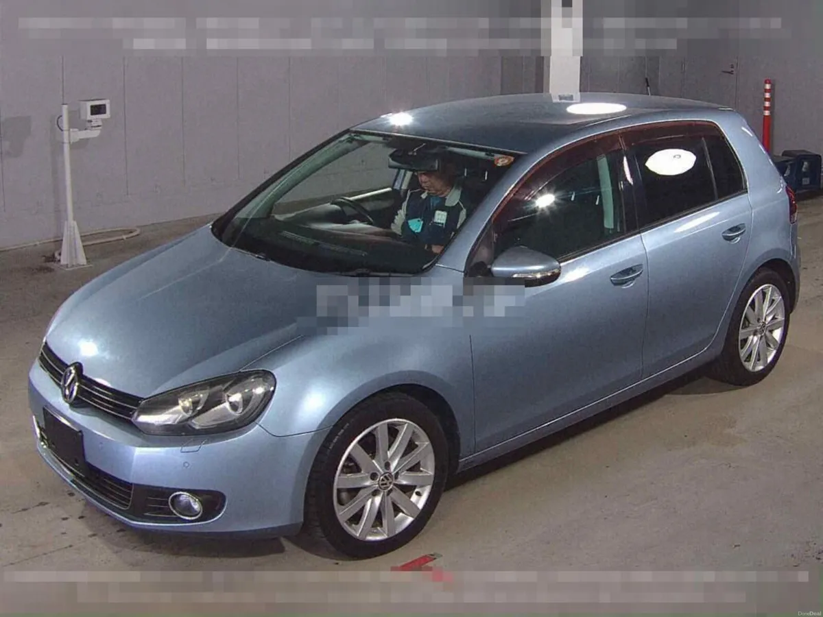 Volkswagen Golf 1.4 Automatic Highline 43kms - Image 3