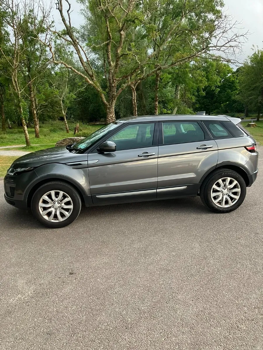 2017 Range Rover Evoque 2.0 Diesel - Image 4