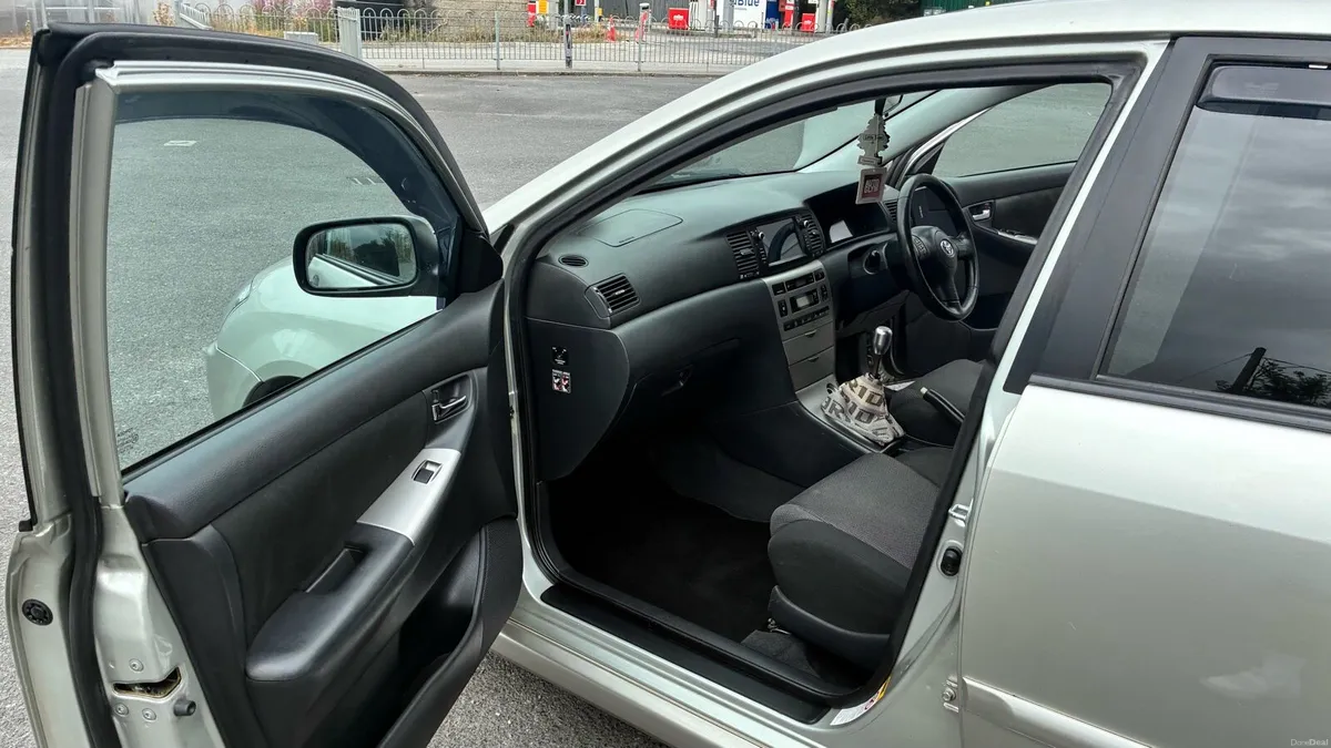 Toyota Corolla E12 - Image 5