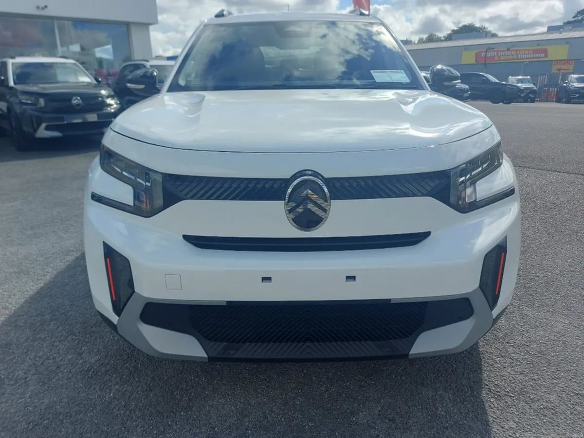 Citroen C3 Aircross Plus MHEV 1.2 petrol Auto - Image 3