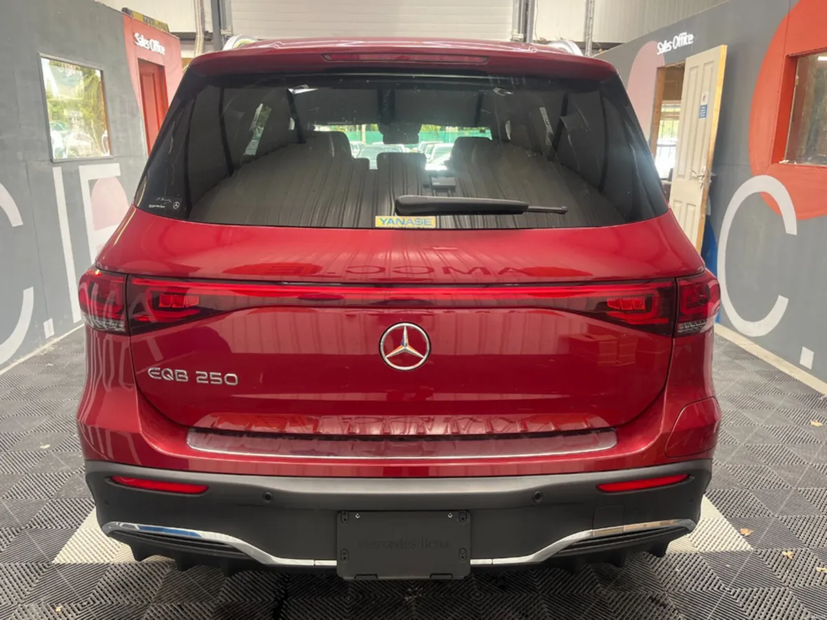 Mercedes-Benz EQB 2024 MERCEDES-BENZ EQB 250+ / CR - Image 5