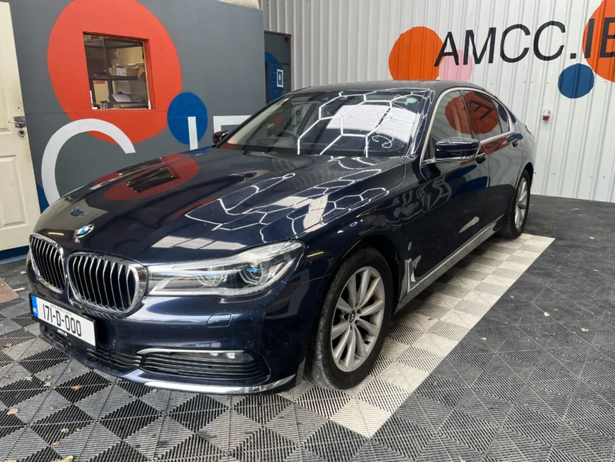BMW 7-Series 2017 BMW 740E IPERFORMANCE EXECUTIVE - Image 3