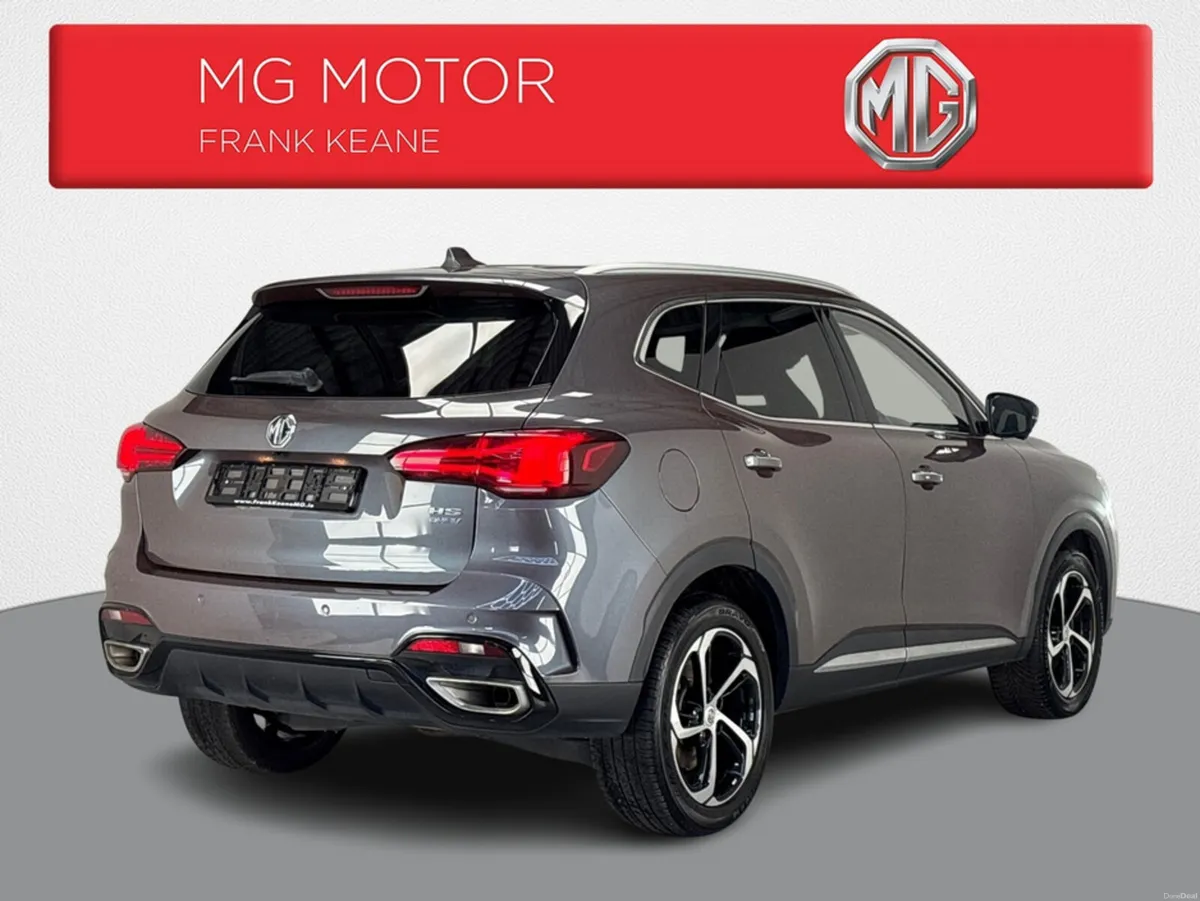 MG HS EXCITE PHEV  **FULL BLACK LEATHER INTERIOR** - Image 4