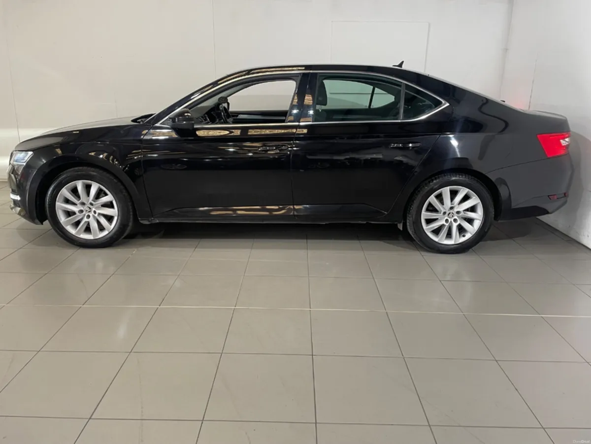 Skoda Superb AMBITION 2.0 TDI 150HP NEW TIMING BEL - Image 6