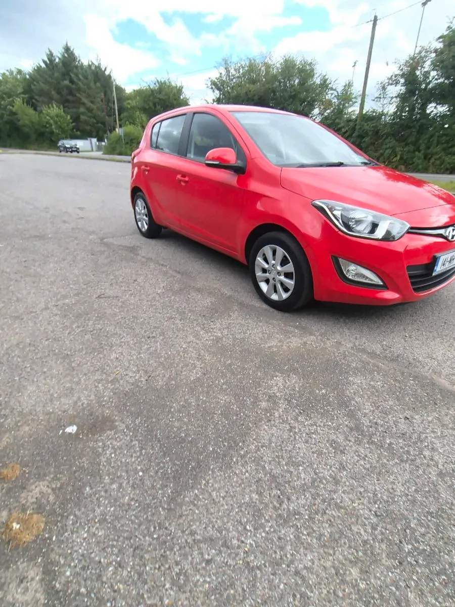 2014 hyundai i20 - Image 5