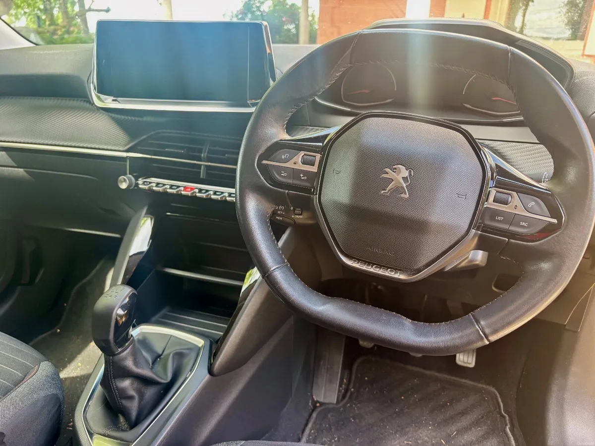 Peugeot 208 2020 - Image 6