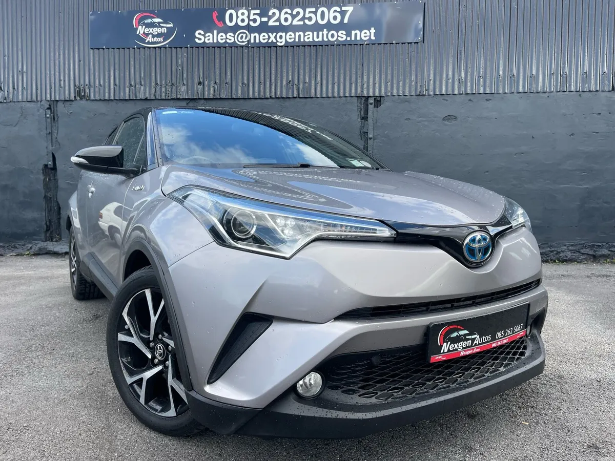 Toyota CH-R Hybrid Auto - Image 5