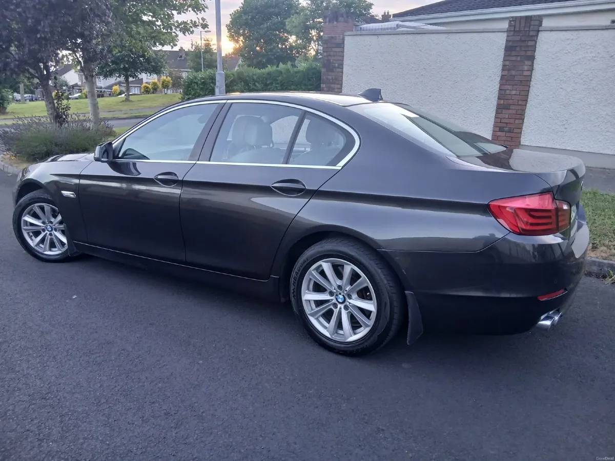 2012 BMW 5-SERIES - Image 4