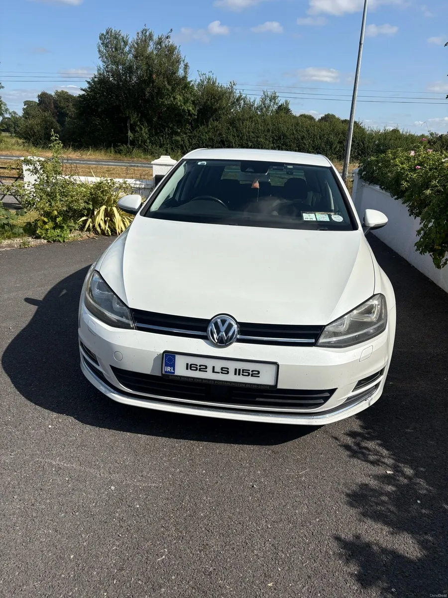 Volkswagen golf - Image 2