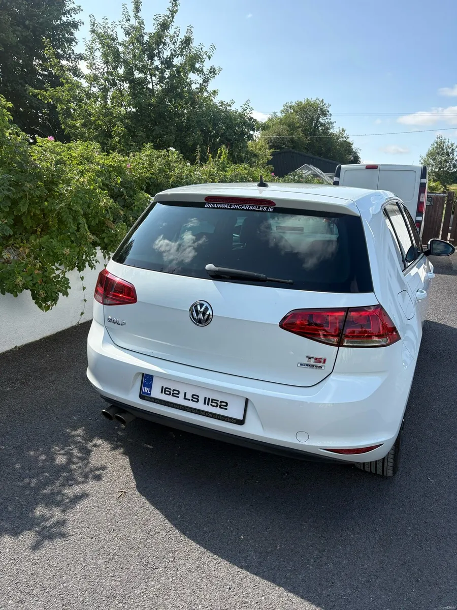 Volkswagen golf - Image 5