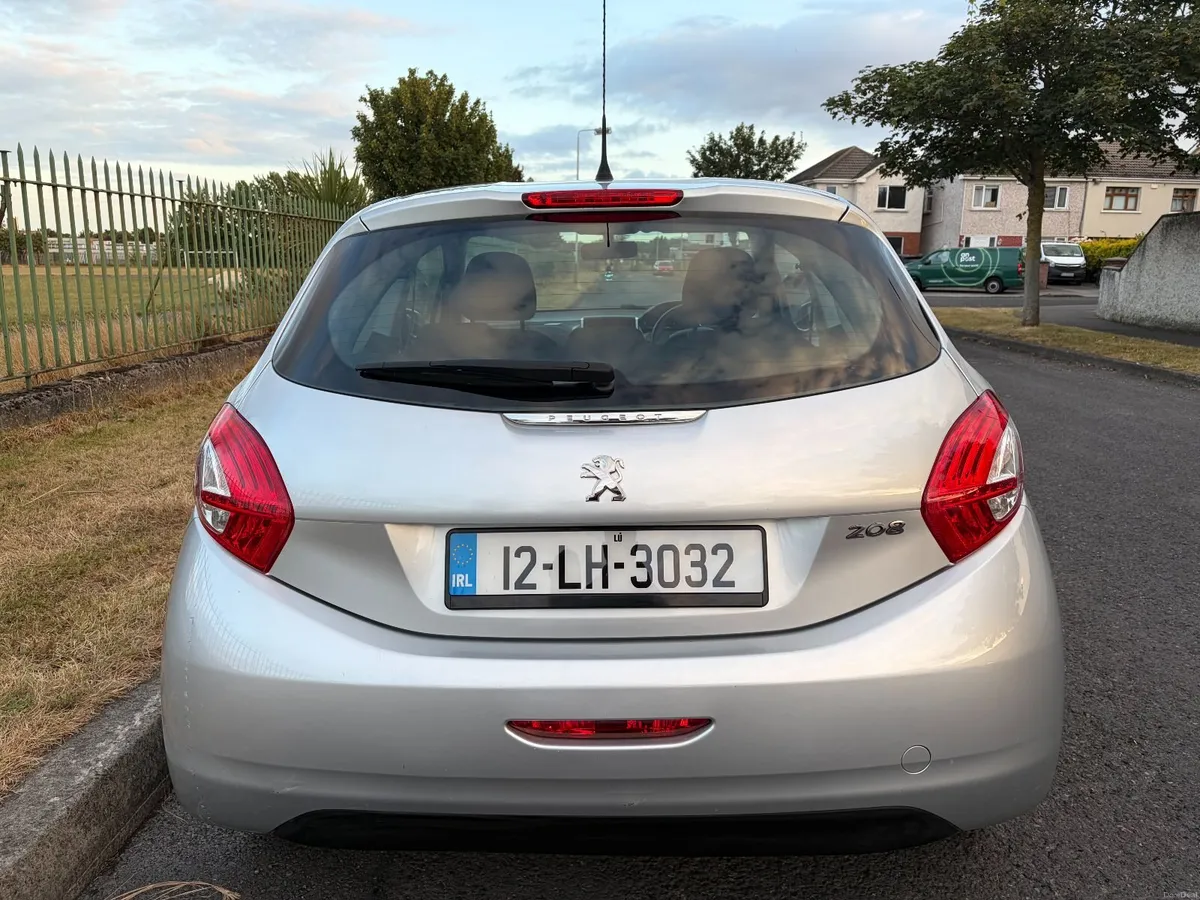 Peugeot 208 1.2 -  NCT 12/26 - Image 4