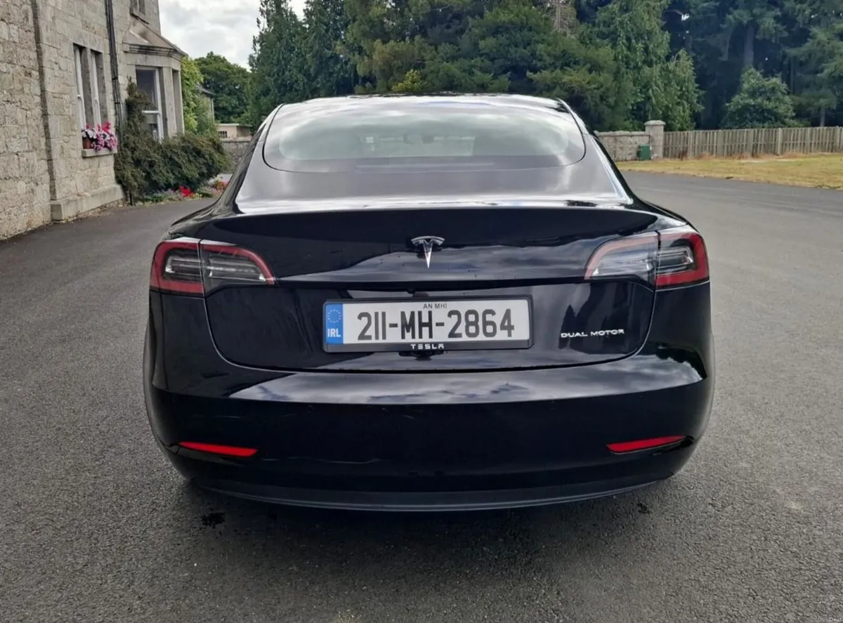Tesla 3 2021 AWD Long Range Enhanced Auto pilot - Image 4