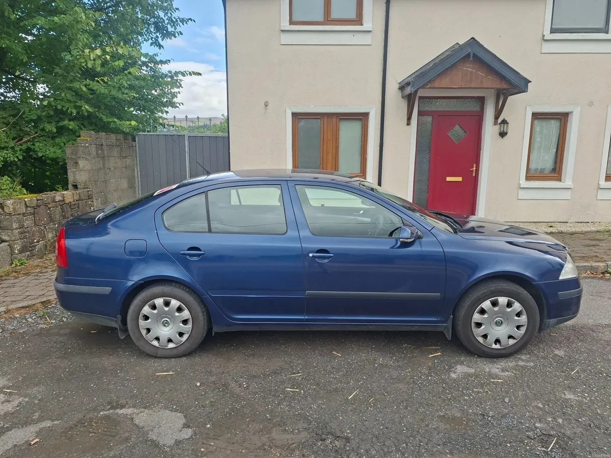 09 Octavia (NCT & Taxed) - Image 4