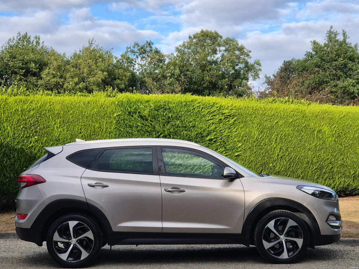2018'HYUNDAI TUSCON 1.7 CRDI EXECUTIVE - Image 2
