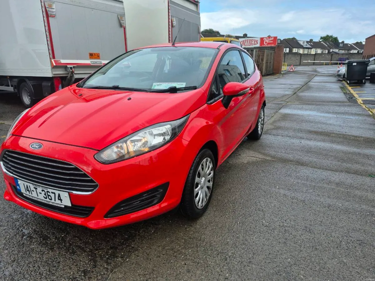 2014 ford fiesta - Image 4
