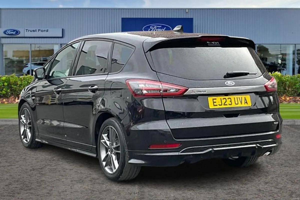 Ford S-Max 2.5h Duratec ST-Line MPV 5dr Petrol Hyb - Image 2