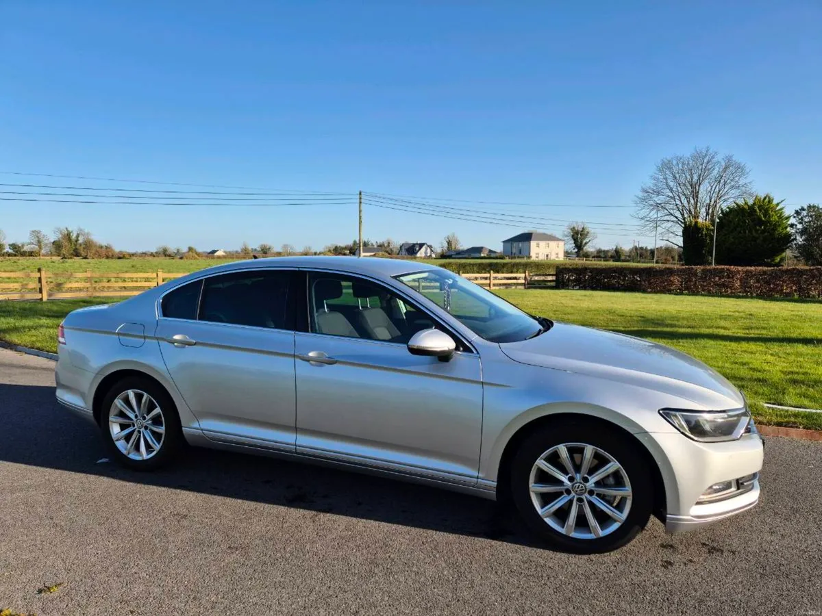 VW Passat 2017 - Image 2