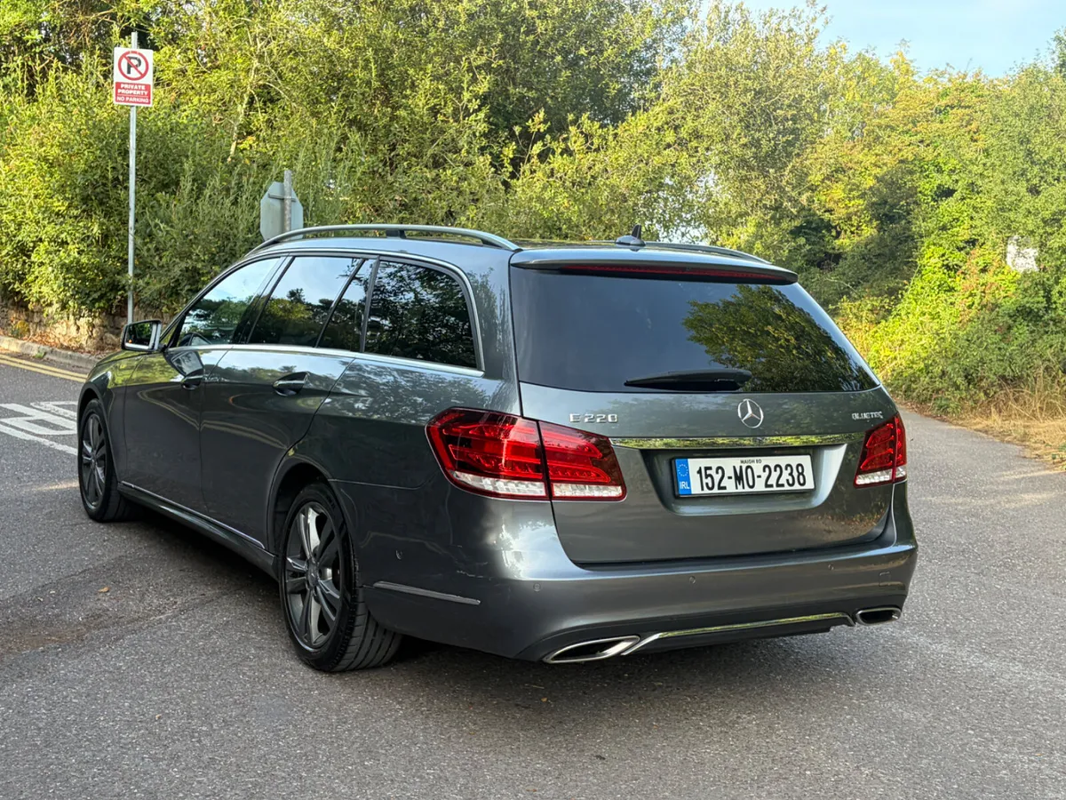 Mercedes-Benz E-Class 2015 - Image 3