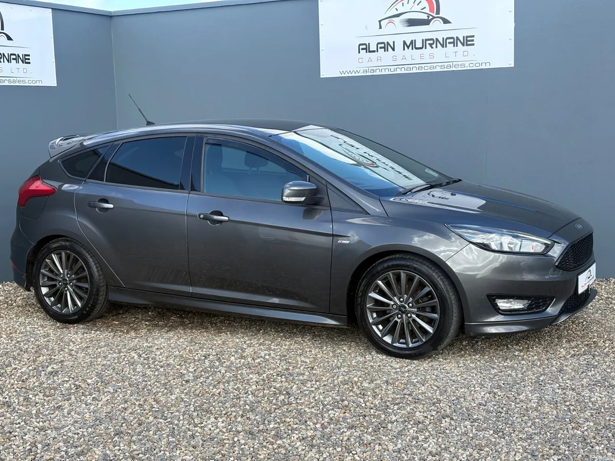 FORD FOCUS ST-LINE 1.5 TDCI 2017 - Image 2
