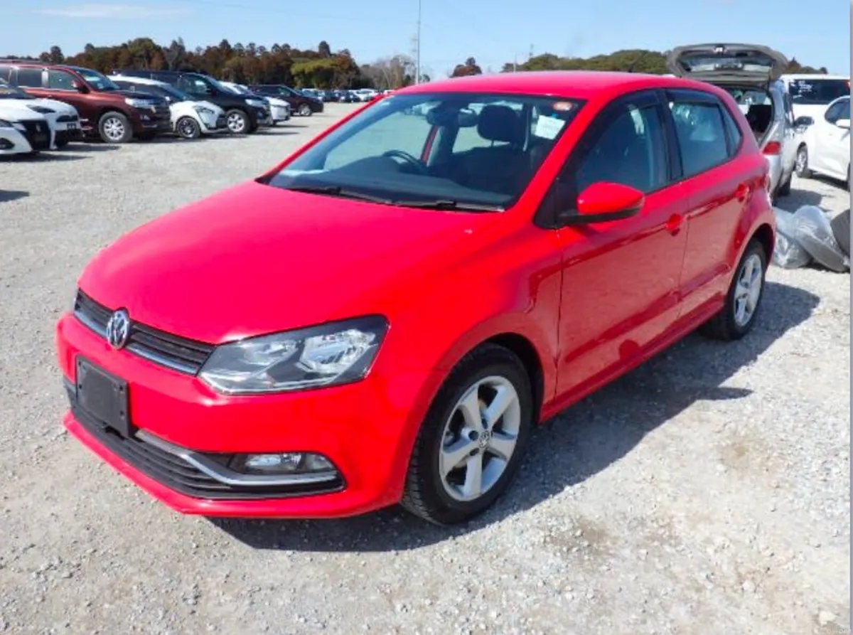 Volkswagen Polo 2017 - Image 2