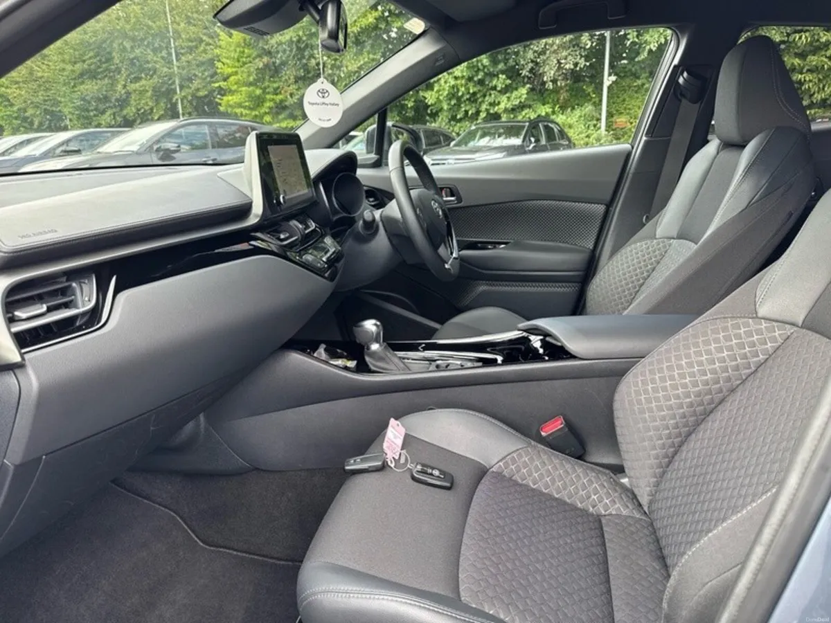 Toyota C-HR C-HR HYBRID SPORT BI-TONE - Image 6