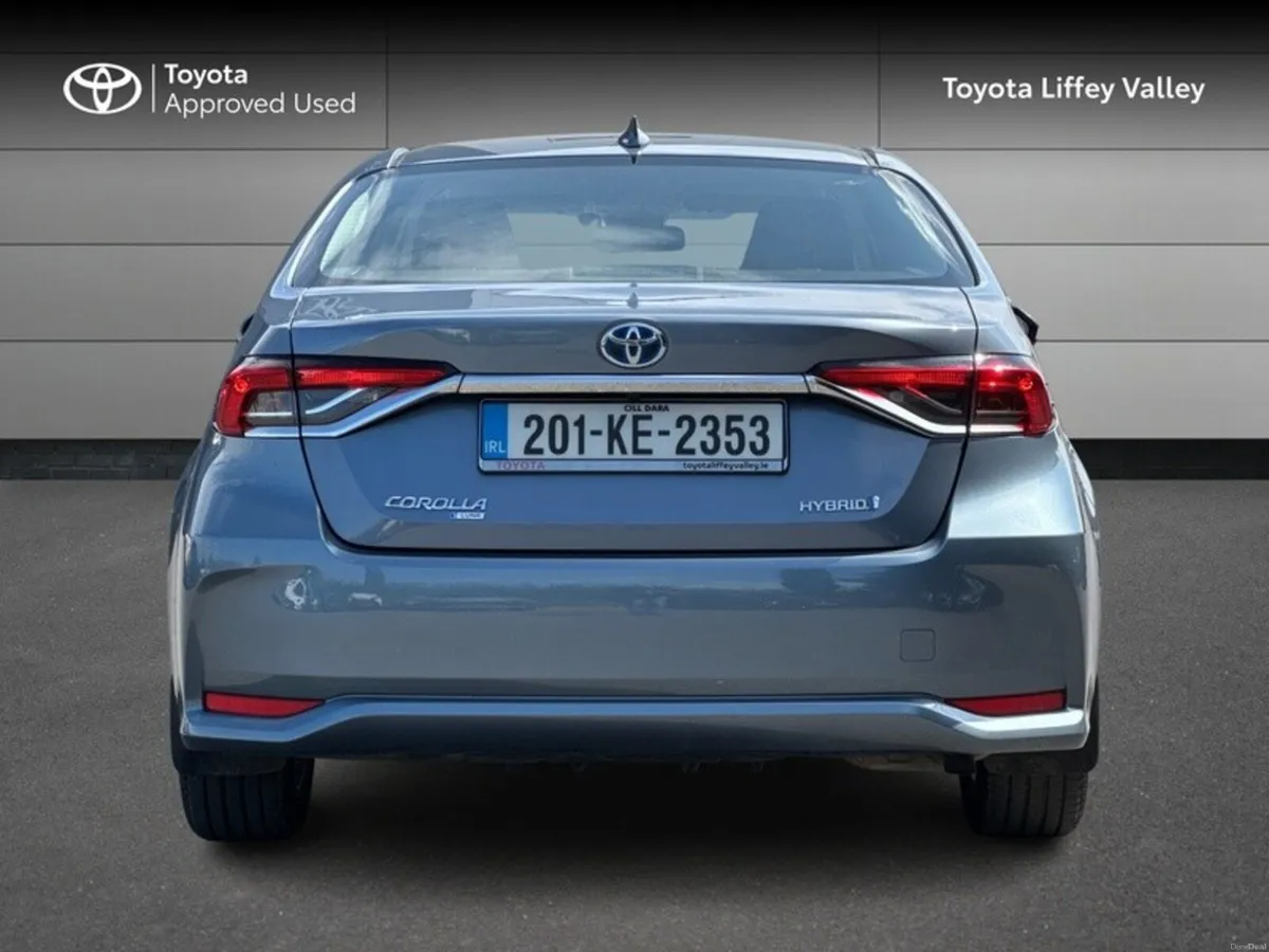 Toyota Corolla COROLLA HYBRID LUNA SAL - Image 4