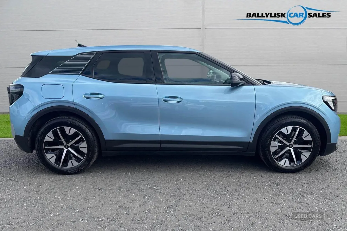 Ford Explorer Extended Range 77kWh Select Electric - Image 3