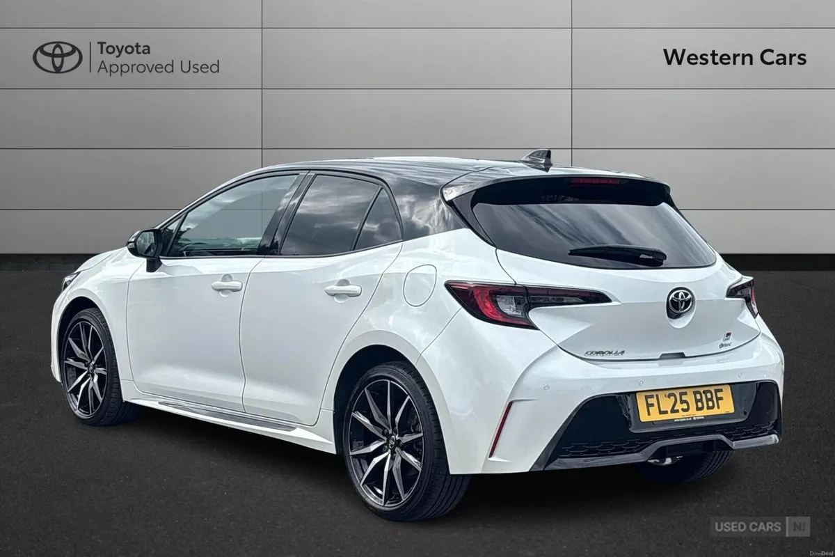 Toyota Corolla 2.0 VVT-h GR SPORT CVT Euro 6 (s/s) - Image 4