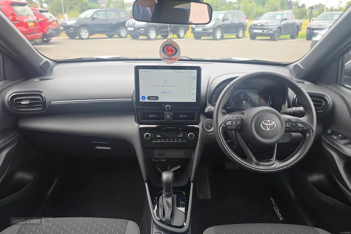 Toyota Yaris Cross 1.5 VVT-h Design E-CVT Euro 6 ( - Image 5
