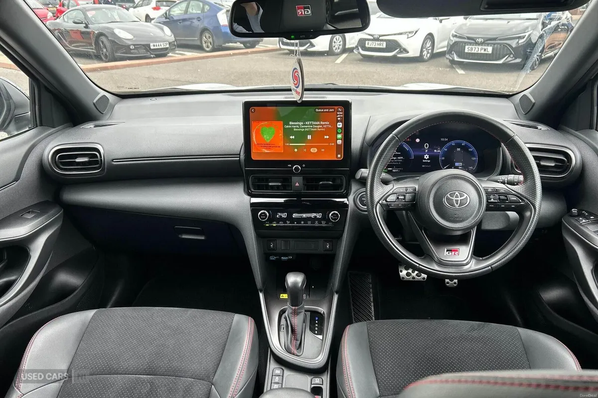 Toyota Yaris Cross 1.5 VVT-h GR SPORT E-CVT Euro 6 - Image 5