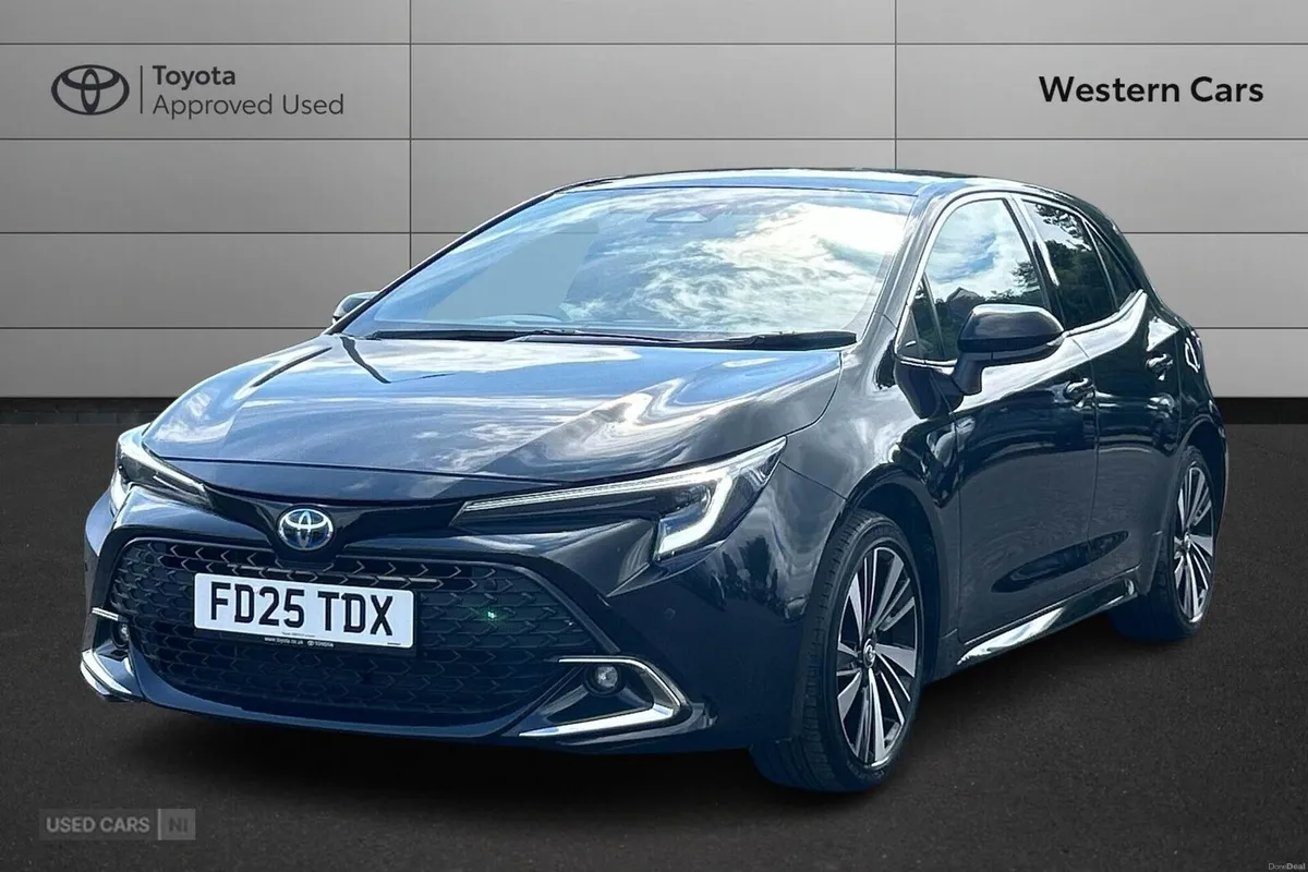 Toyota Corolla 1.8 VVT-h Design CVT Euro 6 (s/s) 5 - Image 3